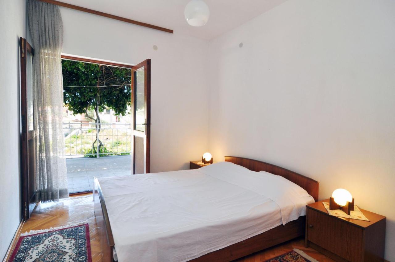 Apartments By The Sea Stupin Celine, Rogoznica - 2096 Buitenkant foto